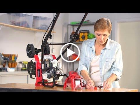 Changing the Spark Plug